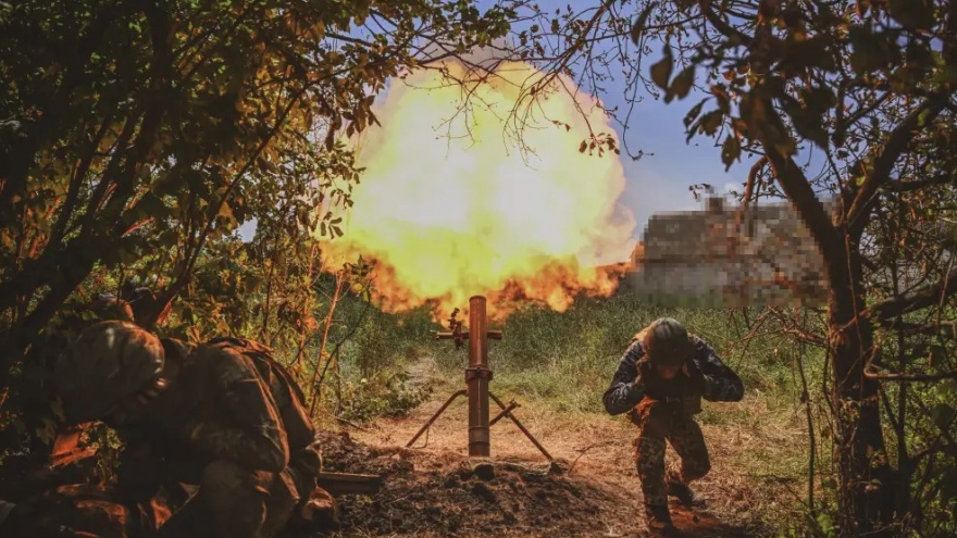 Ukraine tung đơn vị mạnh nhất vào trận giữa lúc nước sôi lửa bỏng